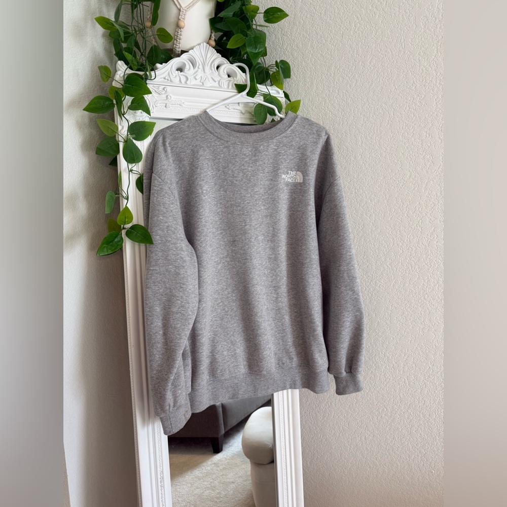 The North Face Evolution oversized women’s sweatshirt - heather grey